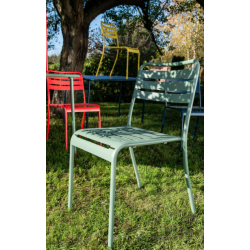Chaise de jardin CAFE empilable en métal coloris vert agave